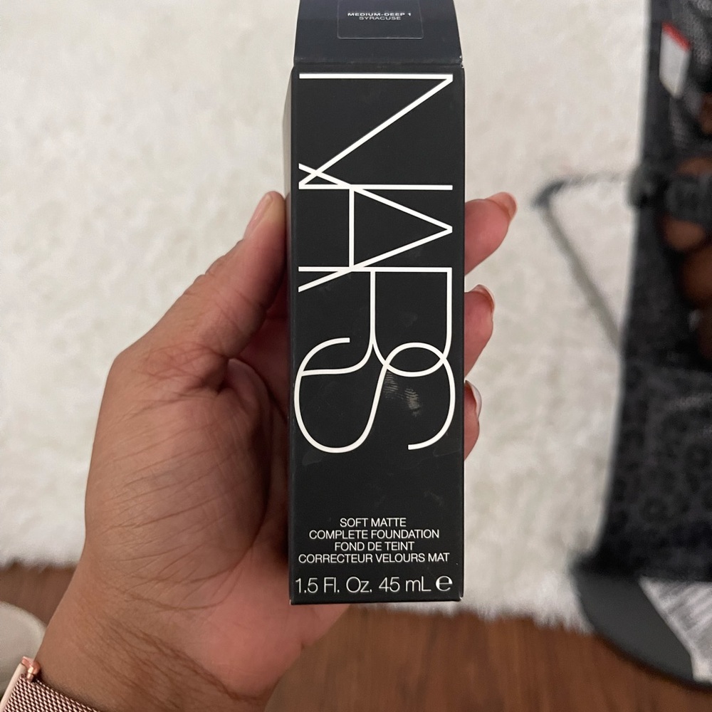 NARS soft matte foundation Medium-Deep 1 Syracuse